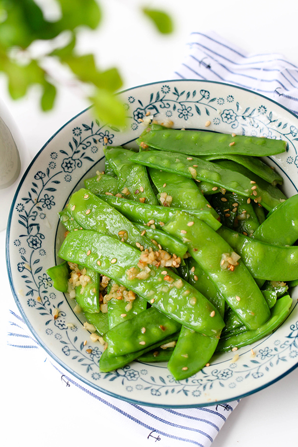 Garlic Snow Peas Stir Fry | China Sichuan Food