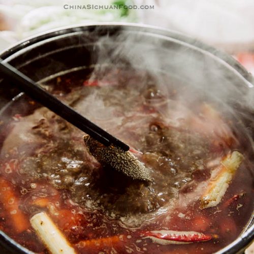 https://www.chinasichuanfood.com/wp-content/uploads/2013/11/how-to-make-hot-pot-broth-14-500x500.jpg