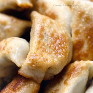 Chinese chive potstickers|chinasichuanfood.com