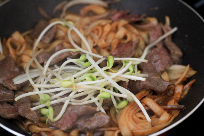 beef chow fun-pan fried rice noodles