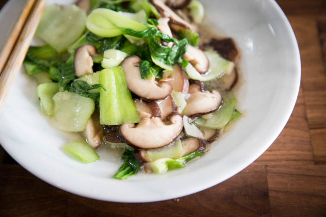 bok choy with mushrooms|chinasichuanfood.com