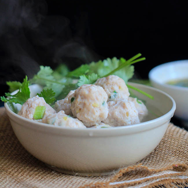 Easy Chinese Meatballs