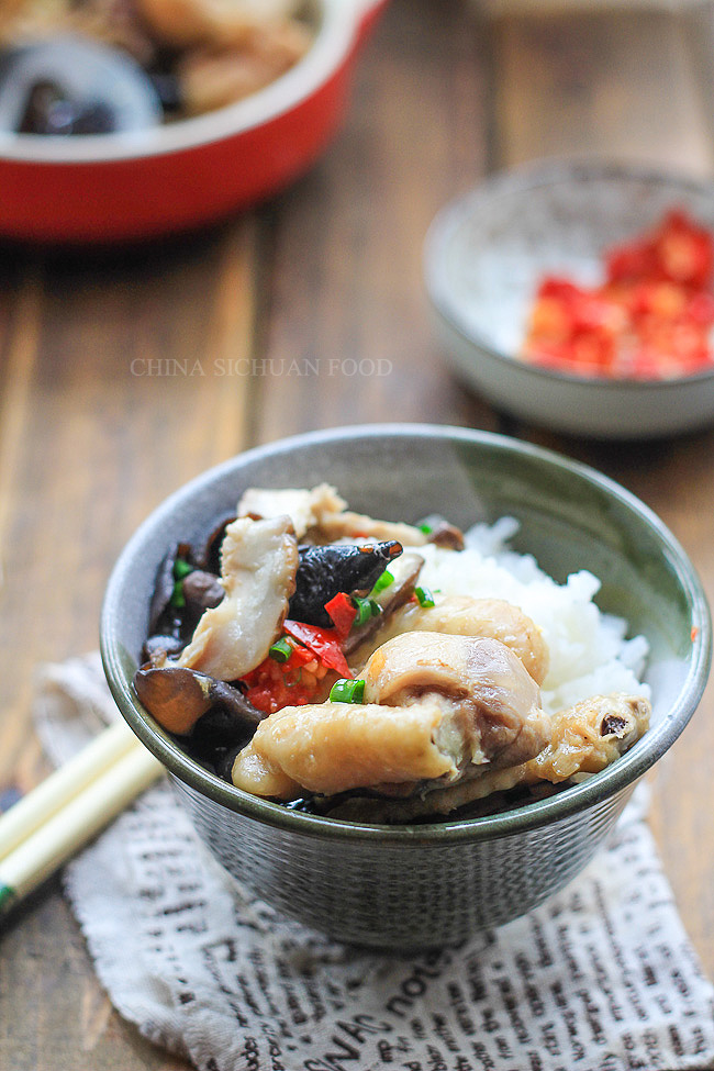 Steamed Chicken with Chinese Mushrooms