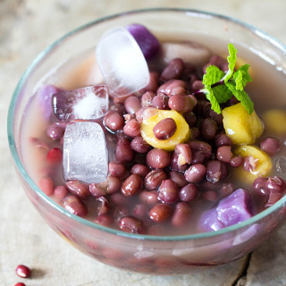 red bean soup with taro balls