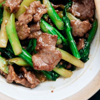 beef and Chinese broccoli |chinasichuanfood.com