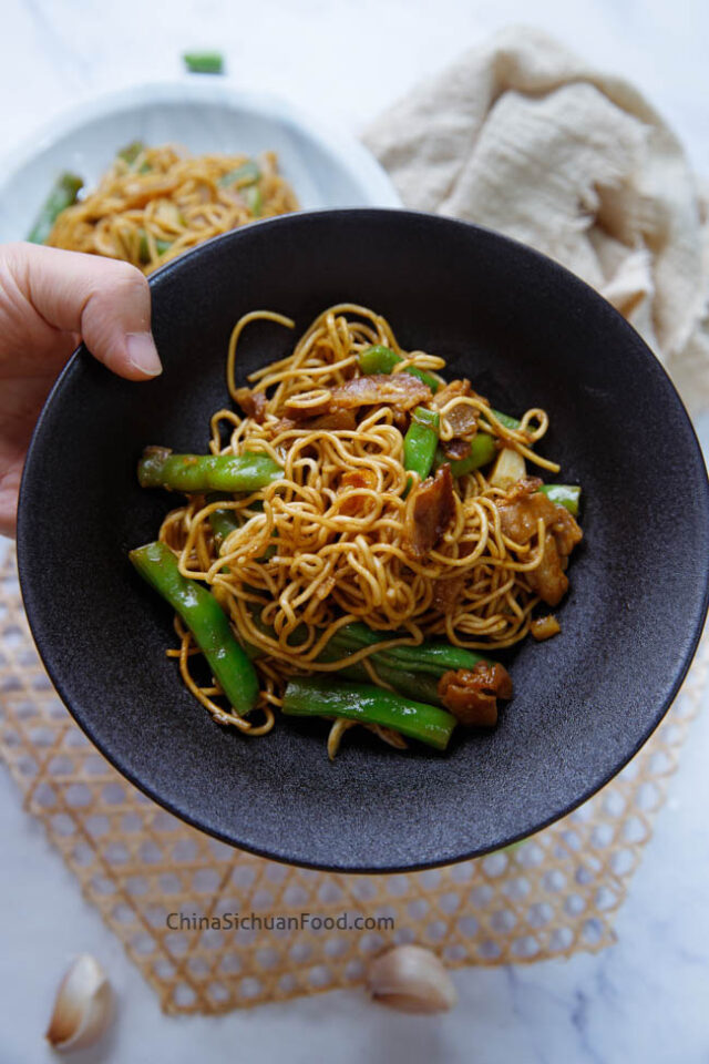 Chinese Braised Noodles with Green Beans China Sichuan Food