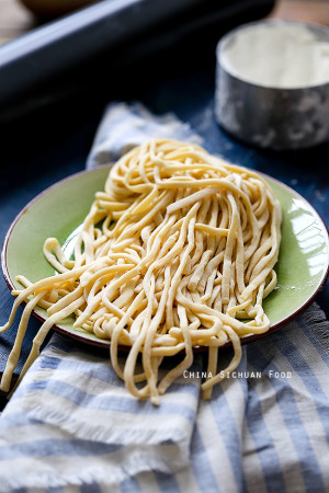 Chinese Egg Noodles- Handmade Version - China Sichuan Food