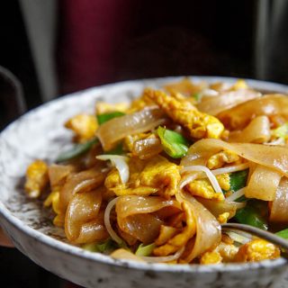 vegetarian chow fun |chinasichuanfood.com