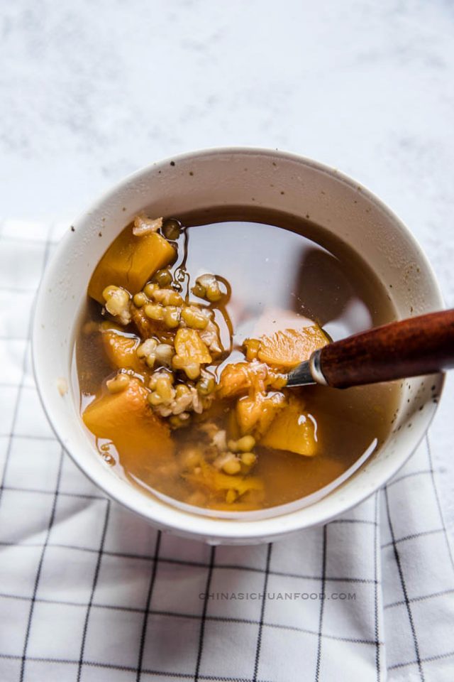 Mung Bean (Chinese Green Bean) Soup China Sichuan Food