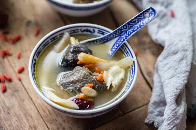 herbal chicken soup| chinasicihuanfood