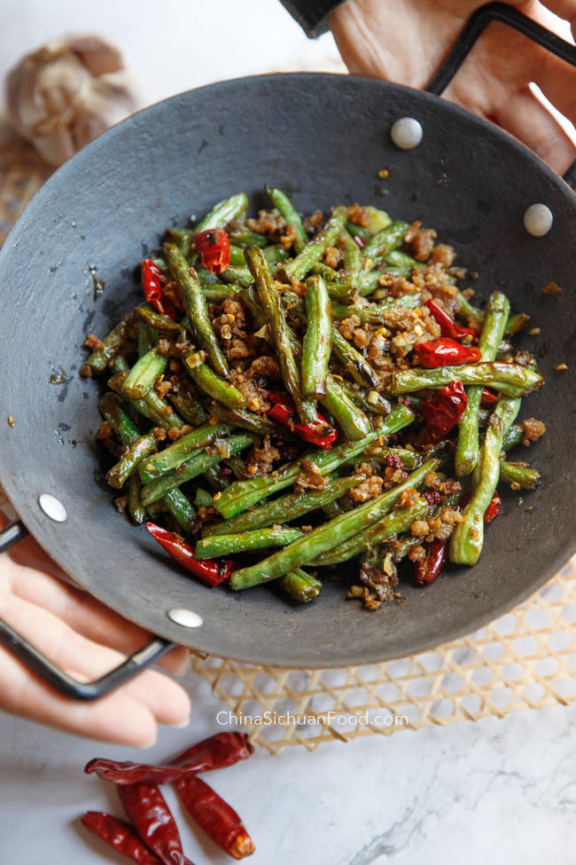 Sichuan dry fried green beans|chinasichuanfood.com