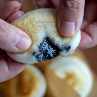 sticky rice cake with black sesame filling|chinasichuanfood.com