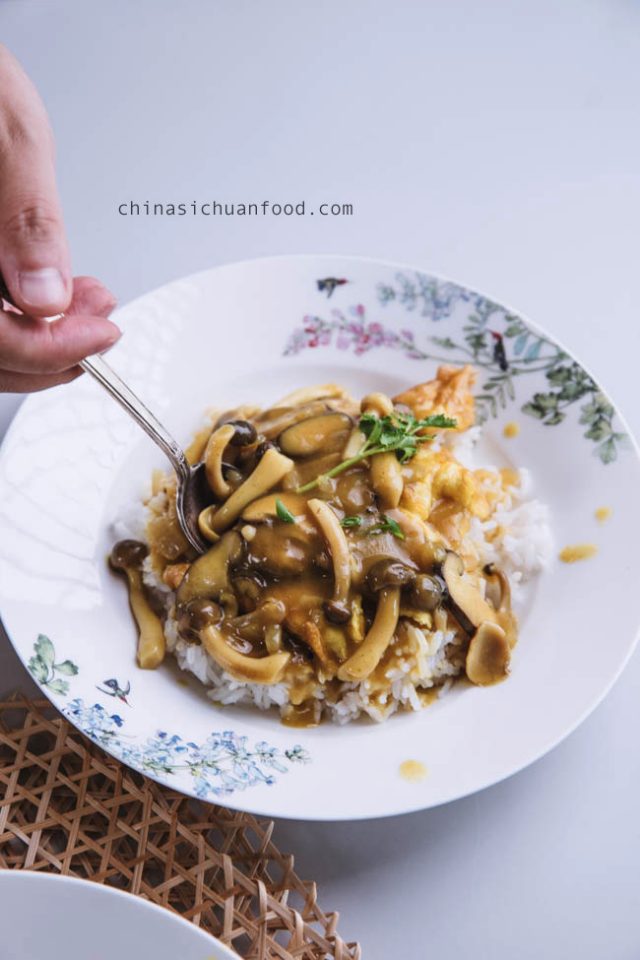 Easy Mushroom Curry Over Rice China Sichuan Food
