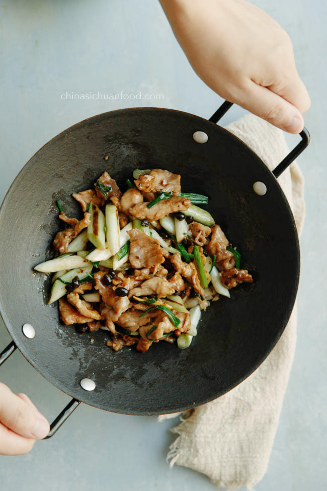 This image has an empty alt attribute; its file name is Pork-and-Scallion-Stir-Fry-35.jpg