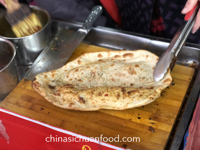 Guo Kui pancake in Hubei|chinasichuanfood.com