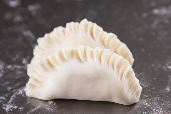 how to fold dumplings|chinasichuanfood.com