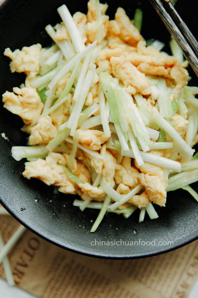 yellow chive and scrambled egg|chinasichuanfood.com