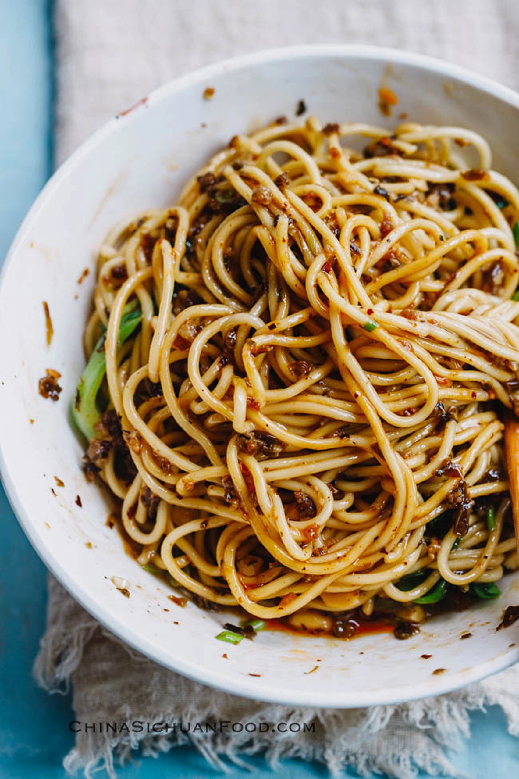 Dan Dan Noodles | chinasichuanfood.com