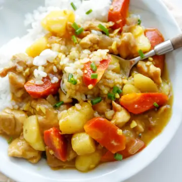 easy Chinese style curry chicken|chinasichuanfood.com