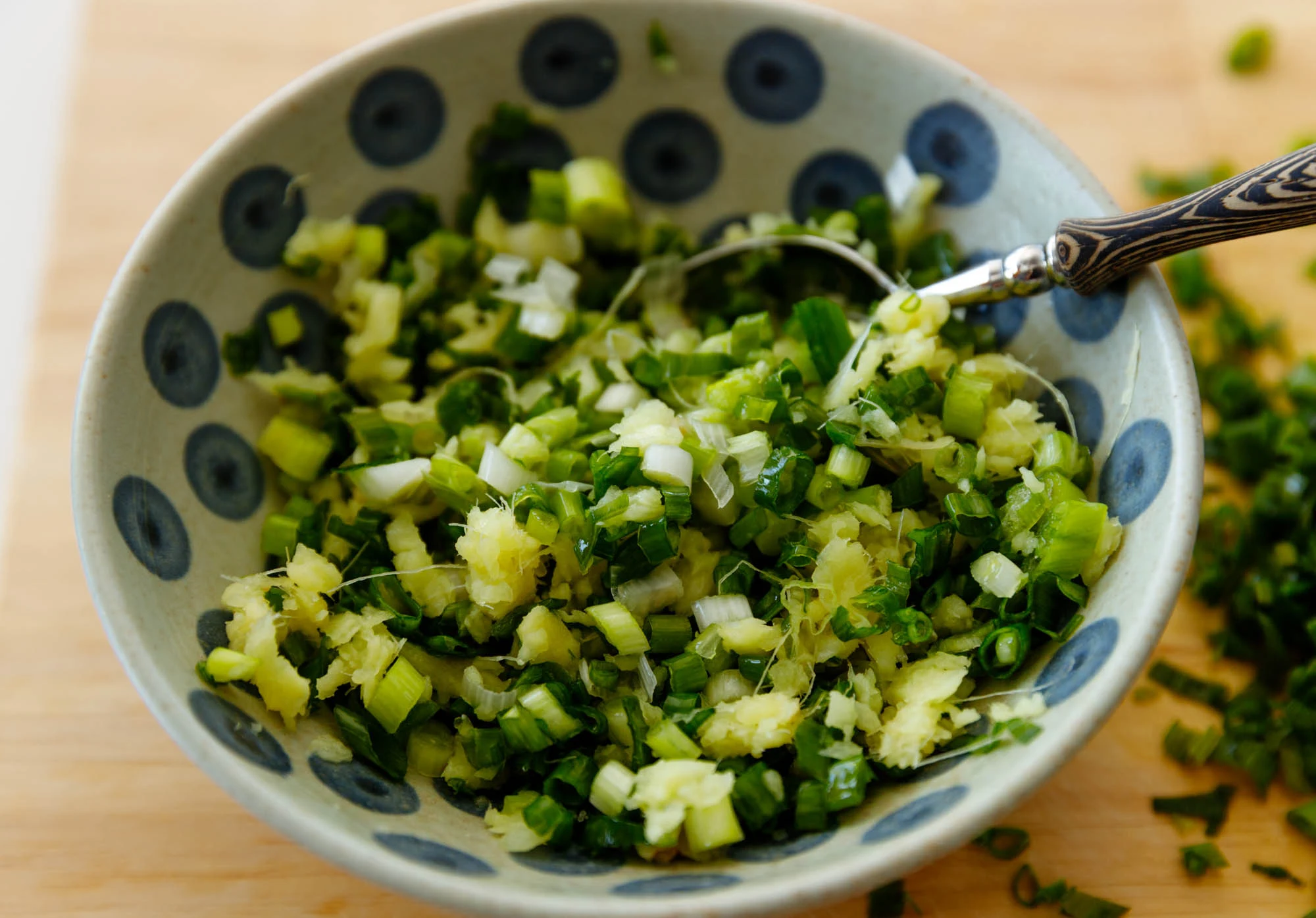 scallion and ginger sauce | chinasichuanfood.com