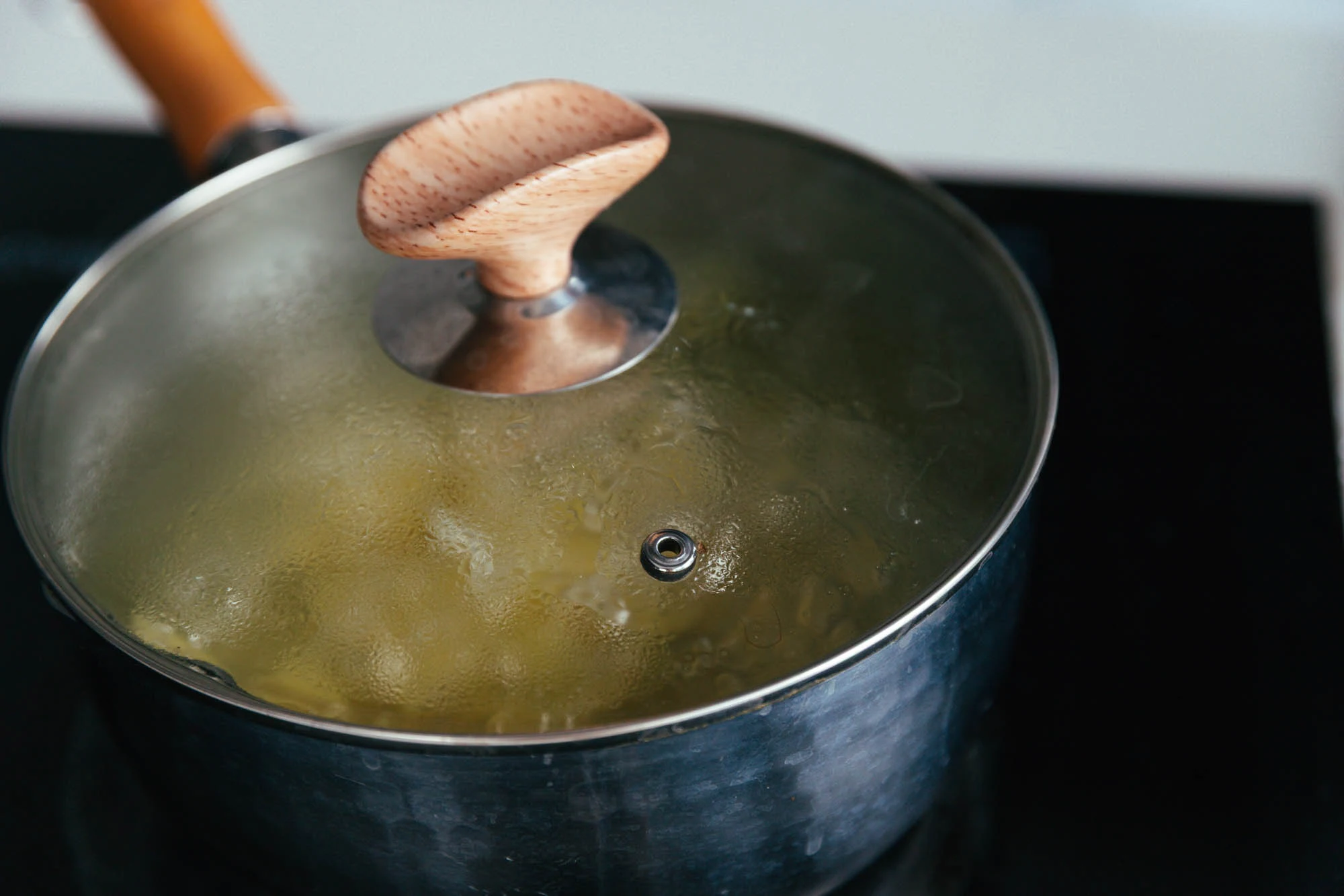 bok choy and crispy potatoes| chinasichuanfood.com