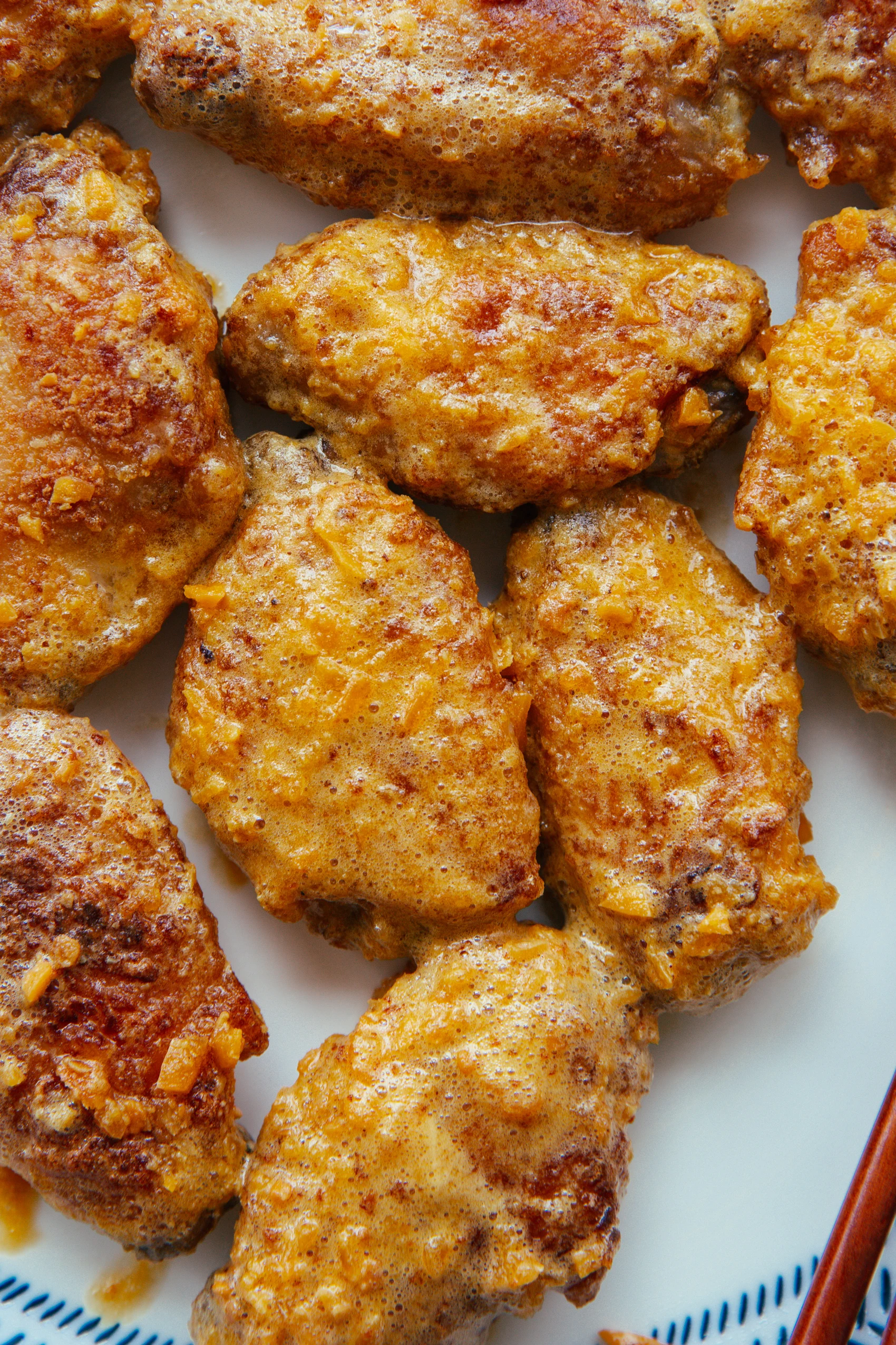 chicken wings with salted egg yolk | chinasichuanfood.com