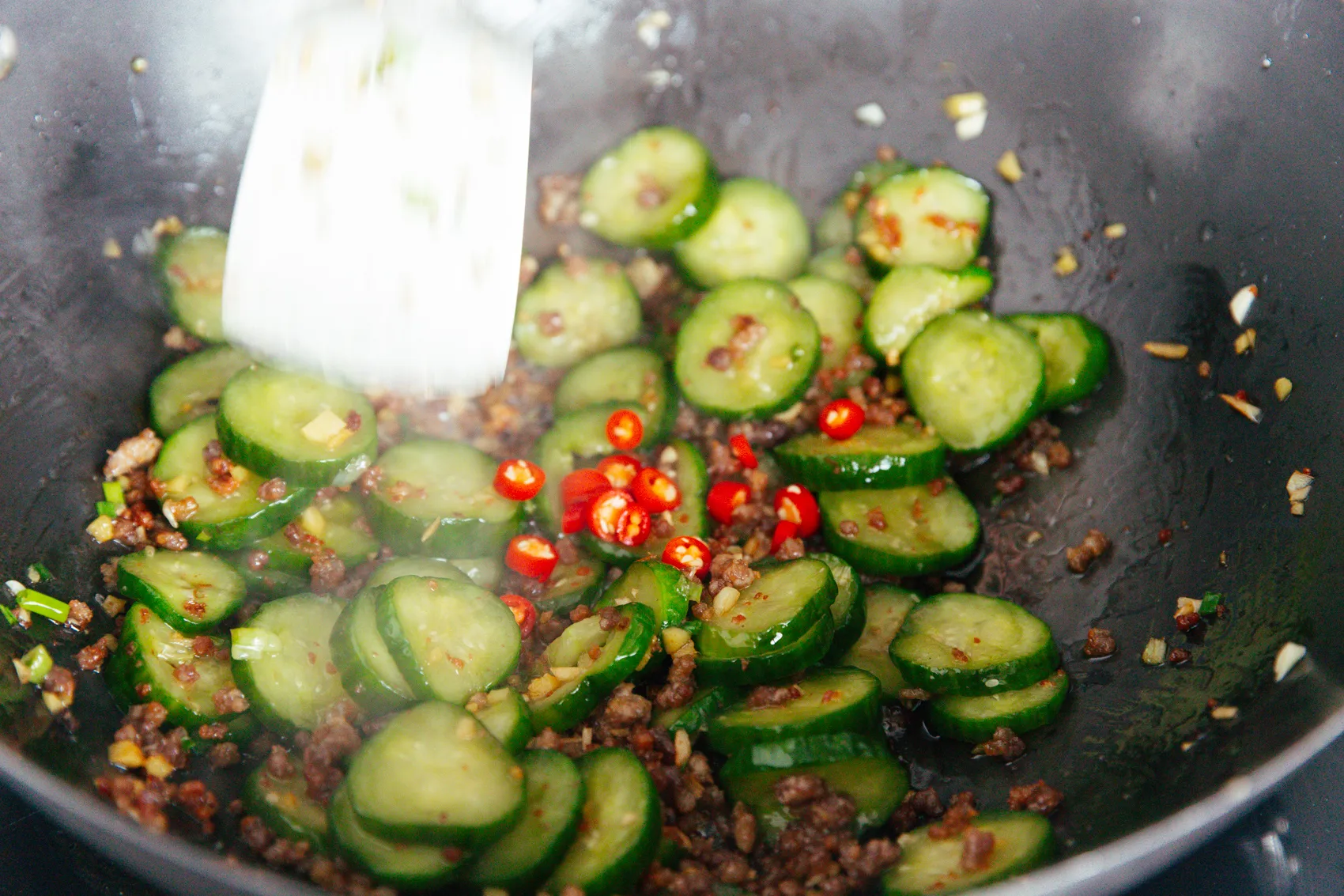 crispy cucumber and pork stir fry step